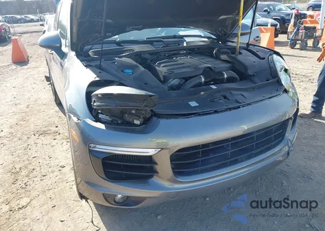 2018 Porsche Cayenne S z USA, uszkodzony, nr VIN WP1AB2A26JLA60101